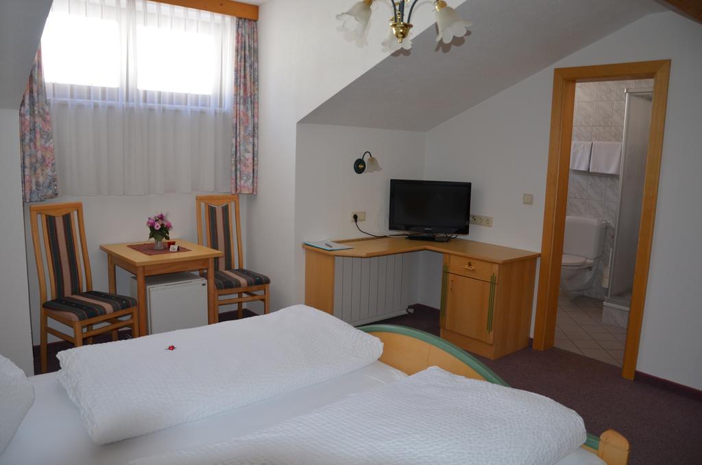Gaestehaus Klug Bschlabs Bagian luar foto